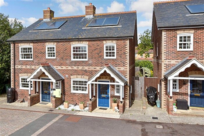 3 Bedroom Semi Detached House For Sale In High Street, Freshwater, Isle Of Wight, PO40