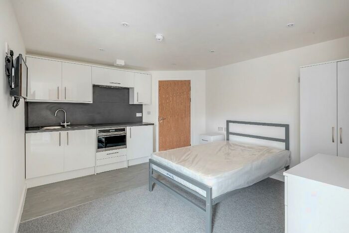 Studio To Rent In West Street, Bristol, BS2