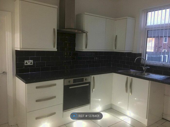 3 Bedroom Terraced House To Rent In Derbyshire Hill Road, St. Helens, WA9