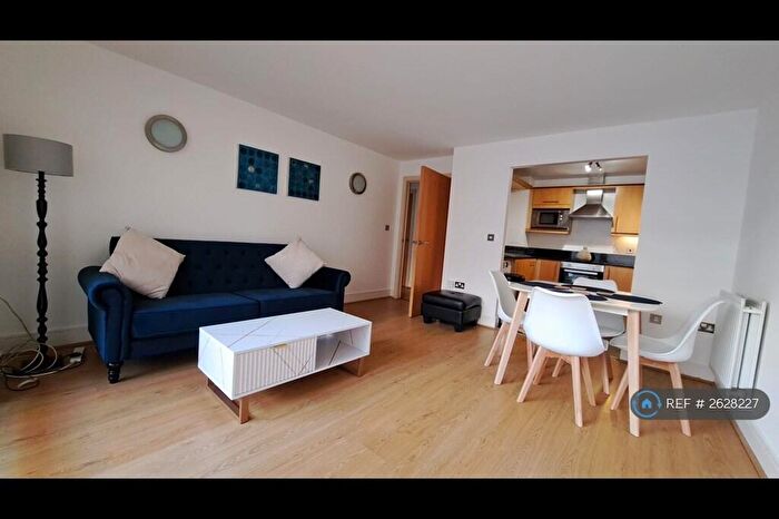 1 Bedroom Flat To Rent In Cassillis Road, London, E14