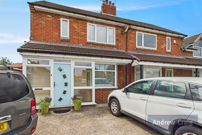2 Bedroom Semi-Detached House For Sale In Wooler Square, Wideopen, NE13