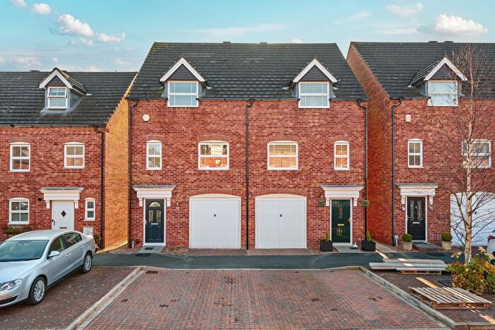 3 Bedroom Semi-Detached House For Sale In Sandwath Drive, Church Fenton, Tadcaster, LS24