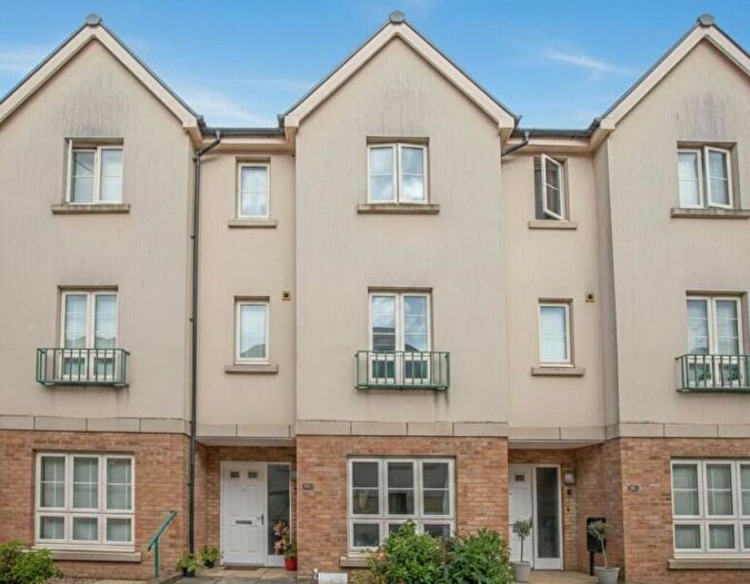 4 Bedroom Terraced House To Rent In Sir Bernard Lovell Road, Malmesbury, SN16