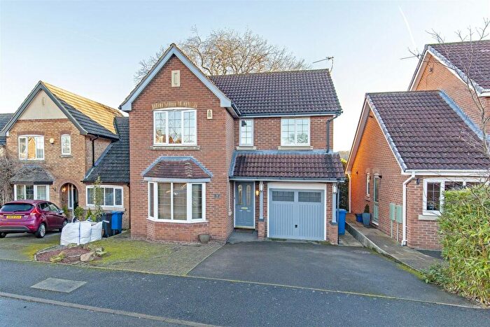 4 Bedroom Detached House To Rent In Foxbrook Court, Walton, Chesterfield, S40