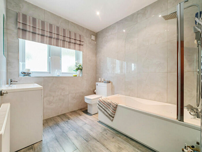 4 Bedroom Detached House For Sale In Mill House, Hastings Court, Shadwell, Leeds, LS17