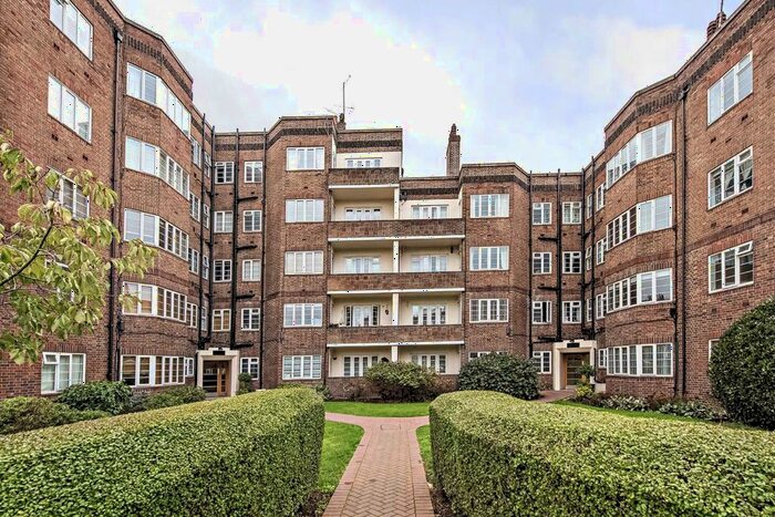 2 Bedroom Flat To Rent In Chiswick Village, London, W4