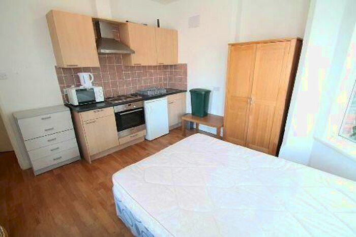 Studio To Rent In Arthur Avenue, Lenton, Nottingham, Nottinghamshire, NG7