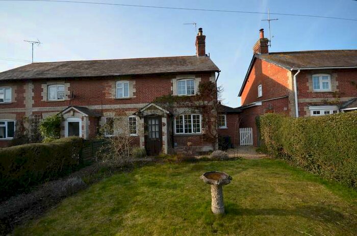 3 Bedroom Semi-Detached House For Sale In Lower Woodford, Salisbury, Wiltshire, SP4