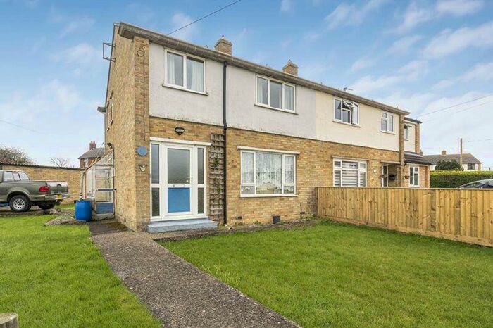 3 Bedroom Semi-Detached House For Sale In Mill Close, Charlton On Otmoor, OX5