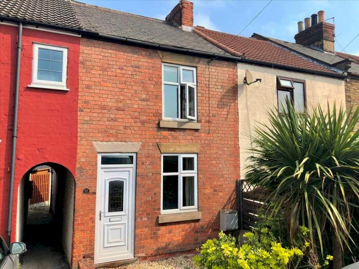 2 Bedroom House To Rent In Ringwood Road, S43