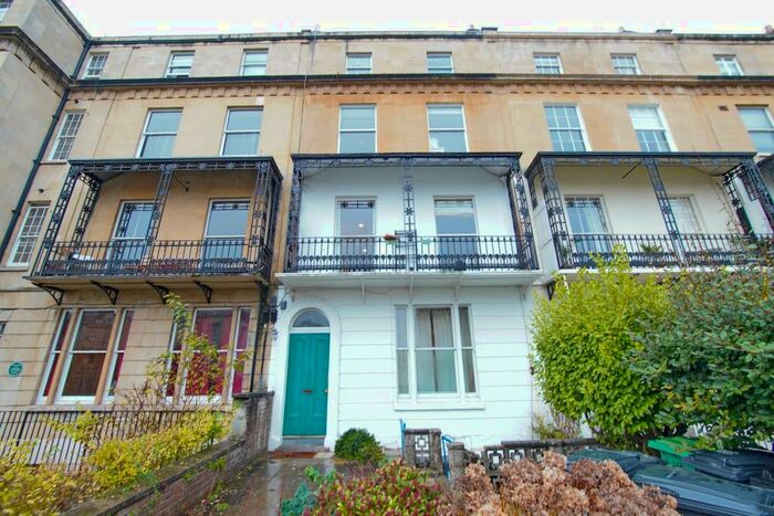 1 Bedroom Flat To Rent In Richmond Park Road, Clifton, Bristol, BS8