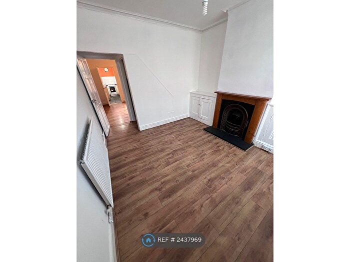 2 Bedroom Terraced House To Rent In Rowan Street, Leicester, LE3
