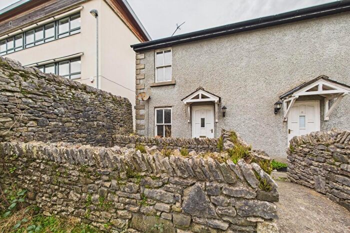 2 Bedroom Cottage To Rent In Queens Yard, Highgate, Kendal, Cumbria, LA9