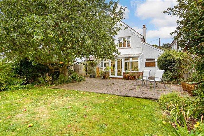 3 Bedroom Detached House For Sale In Highlands Avenue, Leatherhead, Surrey, KT22