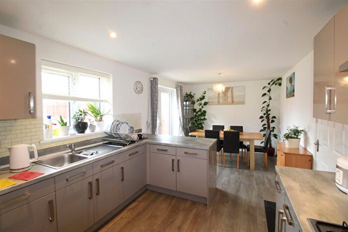 5 Bedroom Detached House To Rent In Bowman Drive, Hadrian Lodge East, Wallsend, Tyne Amp; Wear, NE28