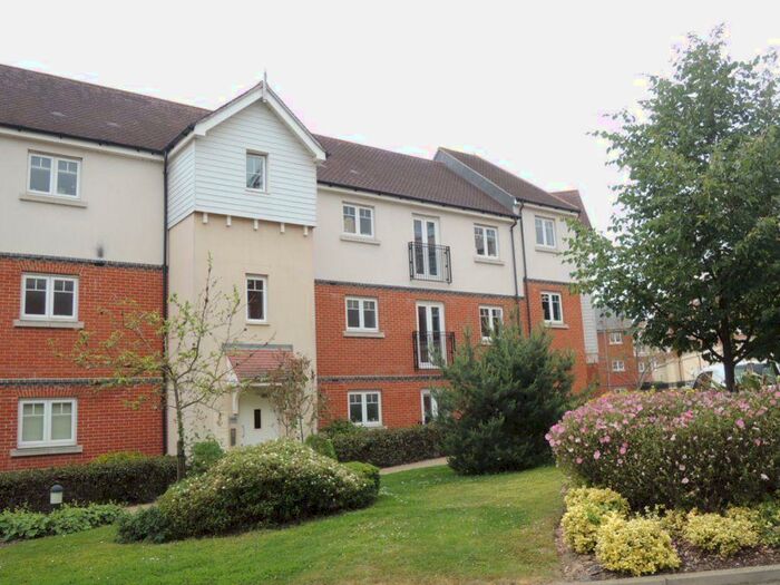 2 Bedroom Flat To Rent In North Station, CO4