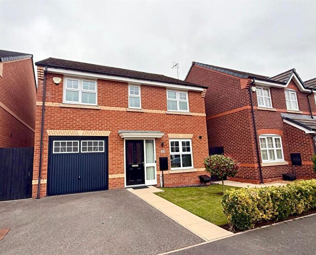 4 Bedroom Detached House For Sale In Blueberry Way, Macclesfield, SK10