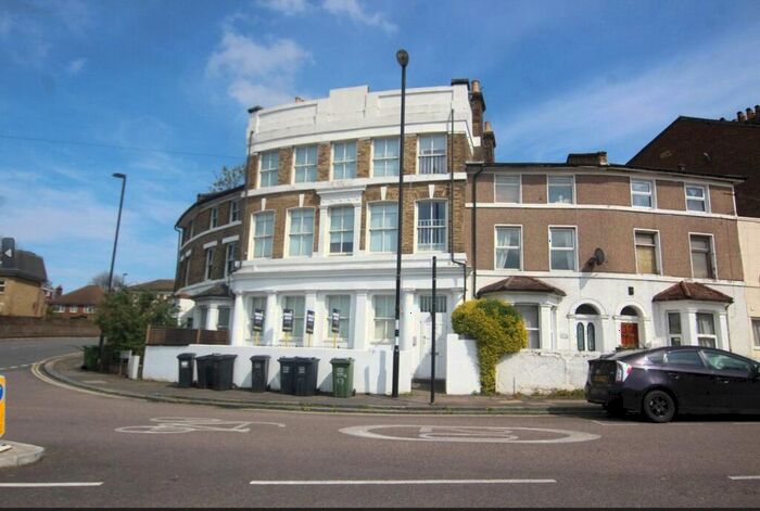 1 Bedroom Apartment To Rent In Courthill Road, London, SE13