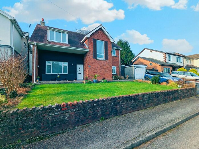 3 Bedroom Detached House For Sale In Priory Close, Carmarthen, Carmarthenshire., SA31