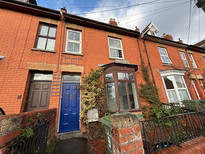 4 Bedroom Terraced House To Rent In Manor House Road, Glastonbury, BA6