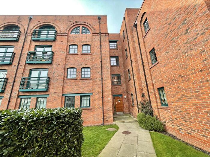 2 Bedroom Apartment To Rent In Hoole Lane, Chester, CH2