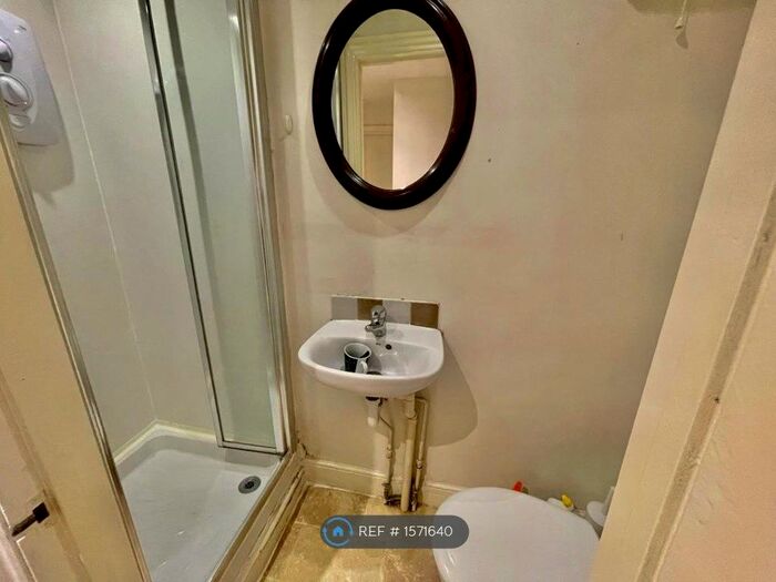 1 Bedroom Flat To Rent In Wells Road, Bath, BA2