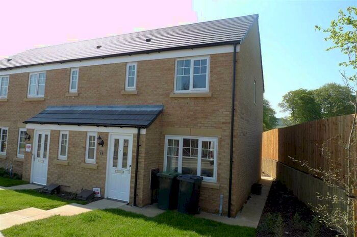 3 Bedroom End Of Terrace House To Rent In Beech View Drive, Buxton, Derbyshire, SK17