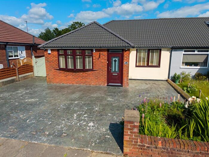 1 Bedroom Bungalow To Rent In Hawthorn Avenue, Ramsbottom, Bury, BL0