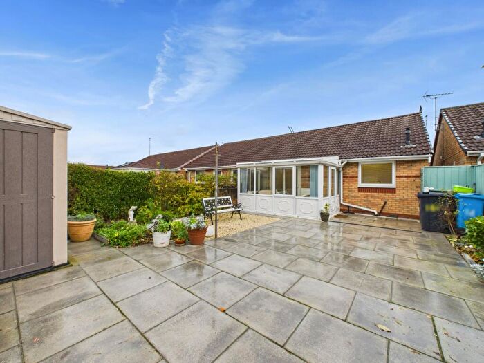 2 Bedroom Semi-Detached Bungalow For Sale In Sable Close, Hull, East Riding Of Yorkshire, HU4