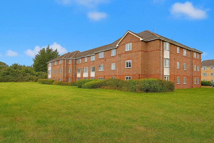 1 Bedroom Flat For Sale In Goldenleas Drive, Bournemouth, BH11