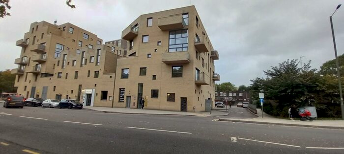 2 Bedroom Apartment To Rent In Pegasus Court, Heath Parade, Colindale, NW9