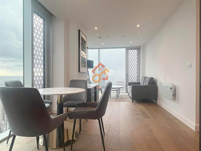 2 Bedroom Flat To Rent In Viadux, Great Bridgewater Street, Manchester, M1