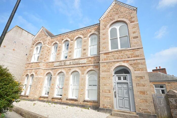 1 Bedroom Property To Rent In Trevithick Road, Camborne, TR14