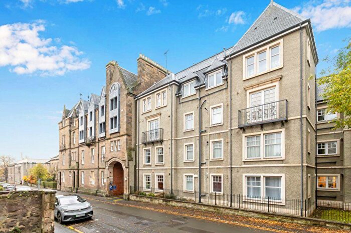 2 Bedroom Duplex For Sale In Upper Gray Street, South Side, Edinburgh, EH9