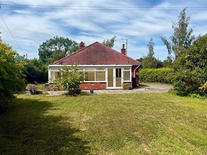3 Bedroom Detached Bungalow For Sale In Clehonger, HR2