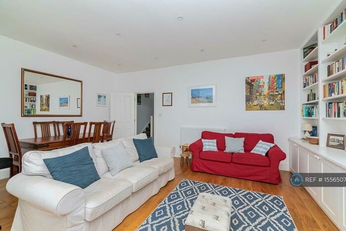 4 Bedroom Maisonette To Rent In Lordship Lane, London, N22