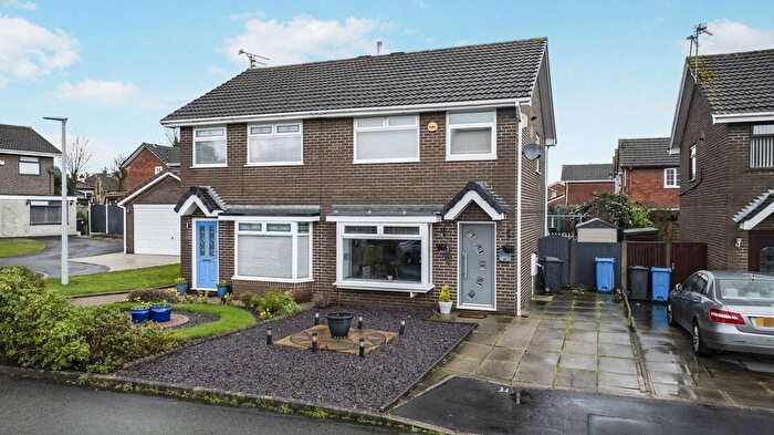 3 Bedroom Semi-Detached House For Sale In Orkney Close, Widnes, WA8