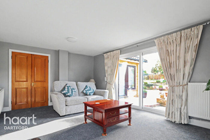 1 Bedroom Lodge To Rent In New Barn Road, Longfield, DA3