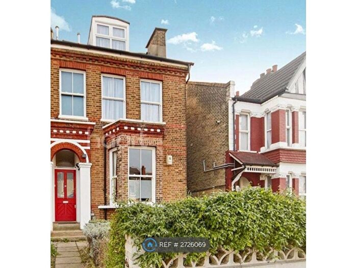 1 Bedroom Flat To Rent In London, London, SW16