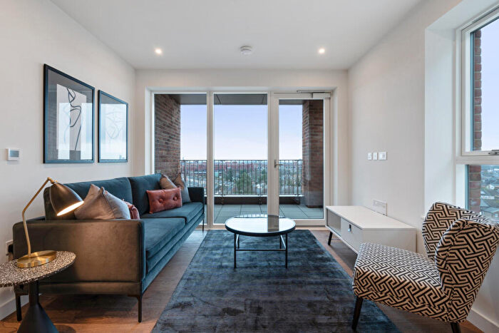 2 Bedroom Apartment For Sale In Mary Neuner Road, London, N8