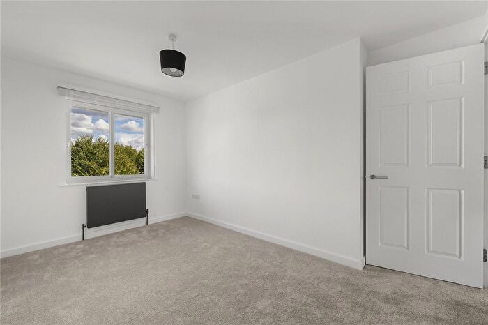 2 Bedroom Flat For Sale In Colchester Road, Walthamstow, London, E17