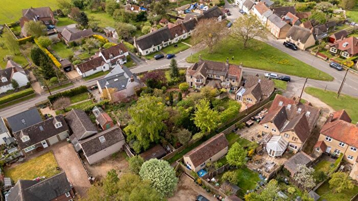 5 Bedroom Detached House For Sale In The Green, Great Milton, OX44