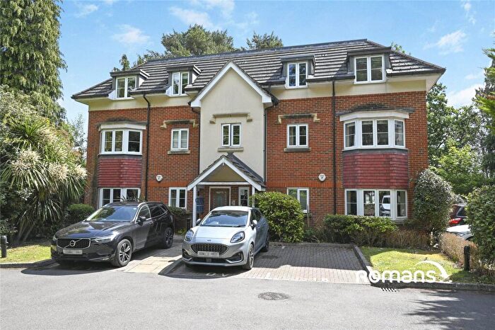 2 Bedroom Flat To Rent In Marchmont Place, Bracknell, RG12