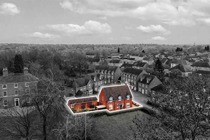 4 Bedroom Detached House For Sale In Paddock Close, Wilnecote, Tamworth, Staffordshire, B77