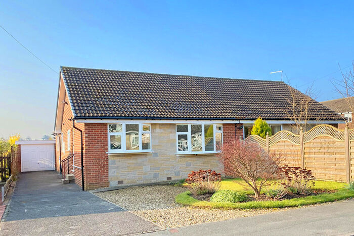 2 Bedroom Semi-Detached Bungalow To Rent In Kielder Oval, Harrogate, HG2