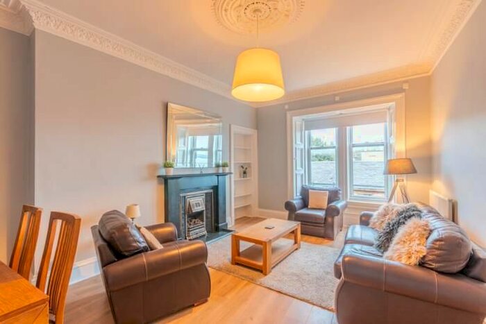 2 Bedroom Flat To Rent In Trinity Crescent, Edinburgh, EH5