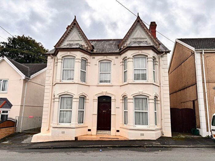 3 Bedroom Detached House For Sale In Llwynhendy Road, Llwynhendy, Llanelli, SA14