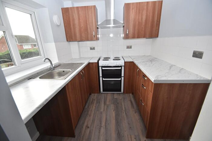 1 Bedroom Flat To Rent In Squires Close, Rogerstone, Newport, NP10