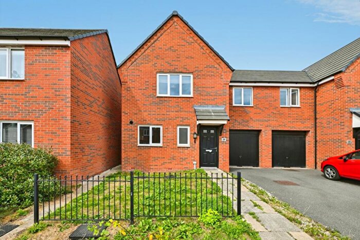 4 Bedroom Semi-Detached House For Sale In Kernel Way, Shirebrook, Mansfield, Derbyshire, NG20