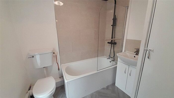 2 Bedroom End Of Terrace House To Rent In Windsor Street, Pentre, Rhondda Cynon Taff, CF41